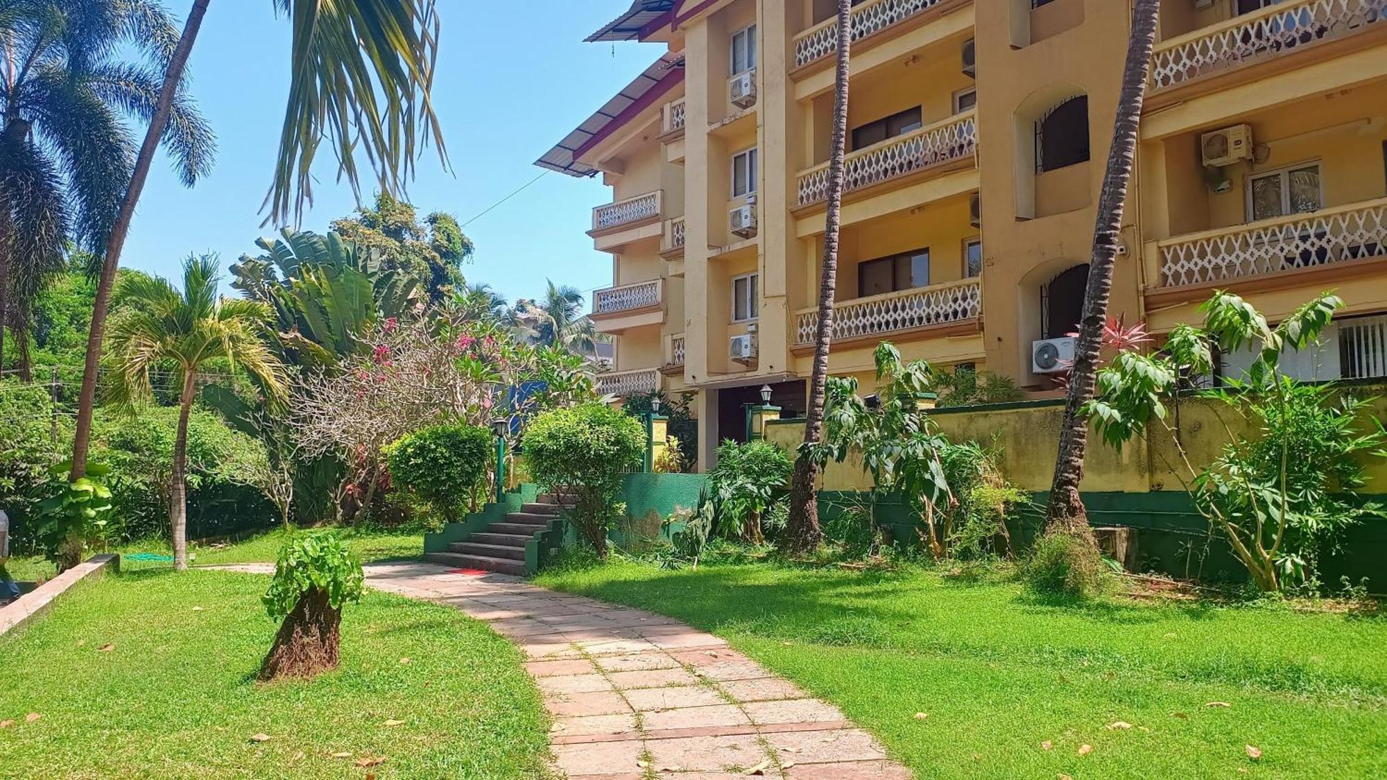 Golden Landmark Green Valley Beach Resort Дона Паула Екстериор снимка