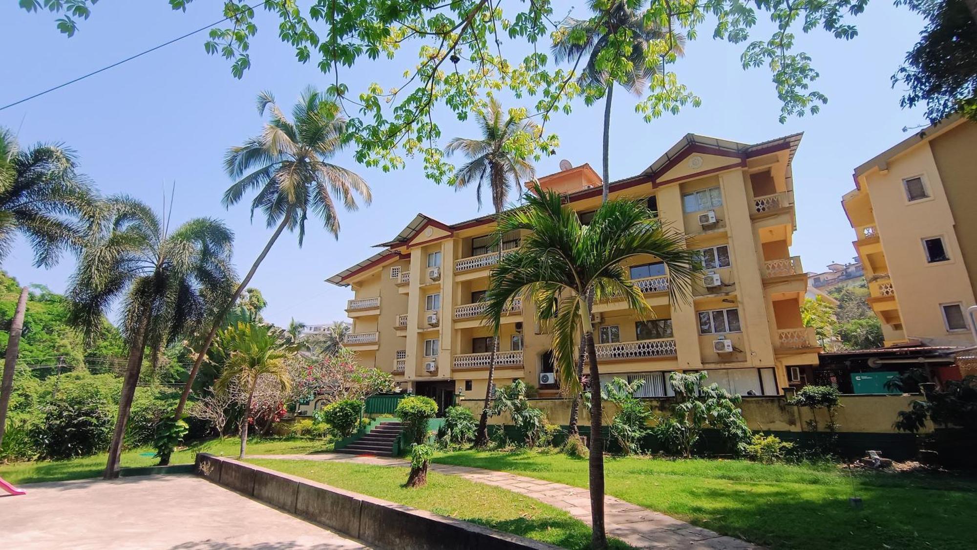 Golden Landmark Green Valley Beach Resort Дона Паула Екстериор снимка