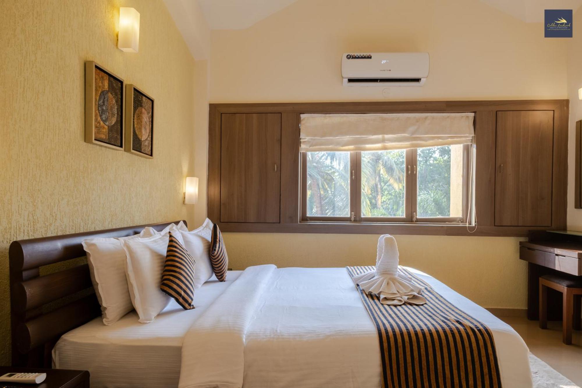 Golden Landmark Green Valley Beach Resort Дона Паула Екстериор снимка