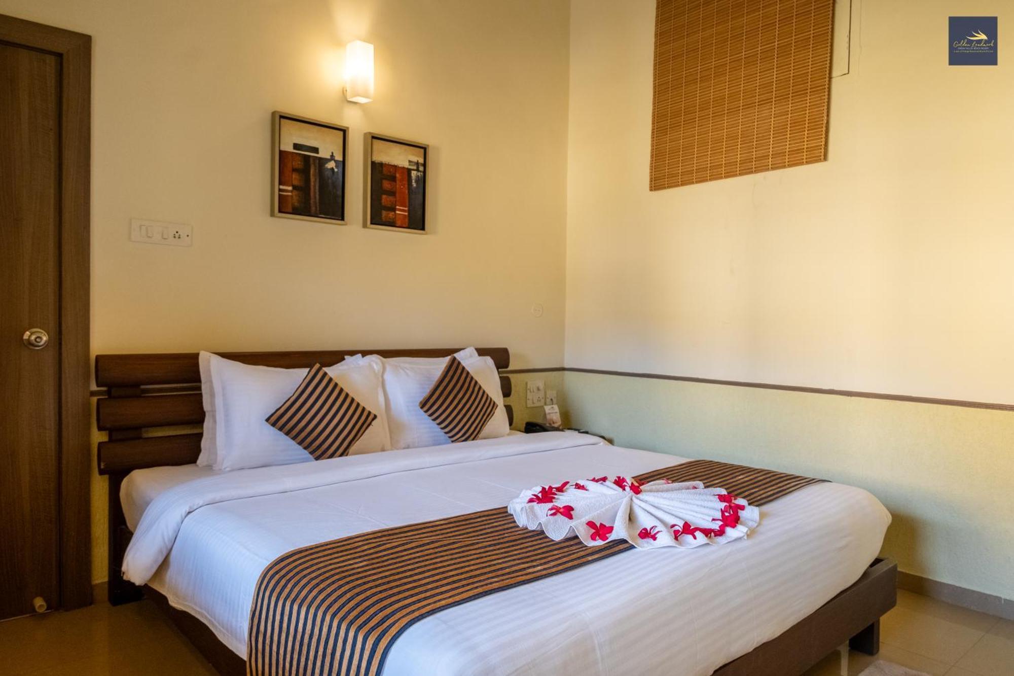 Golden Landmark Green Valley Beach Resort Дона Паула Екстериор снимка