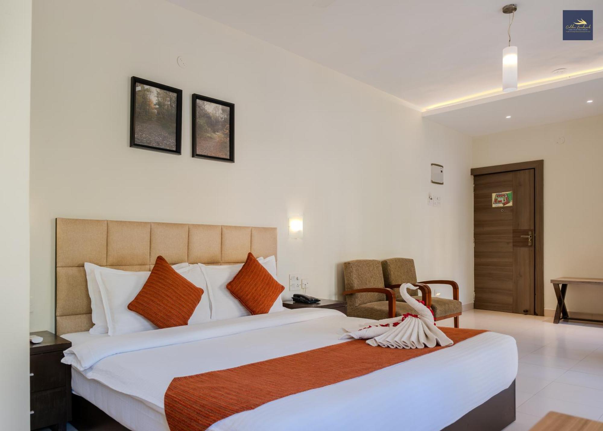 Golden Landmark Green Valley Beach Resort Дона Паула Екстериор снимка